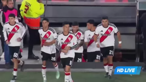 Poster siaran River Plate VS AA Estudiantes (Río Cuarto)